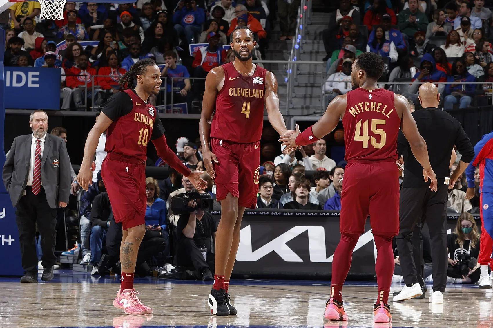 澳亚国际手游下载-关于骑士主将伤愈回归，球队实力大增的信息